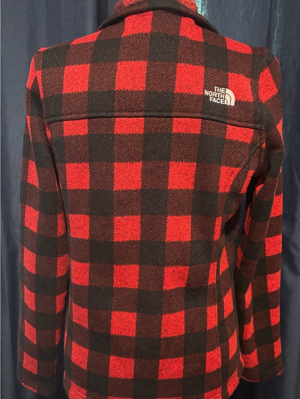 The North Face Women's Red & Black Buffalo Plaid Fleece Jacket - Picture 3 of 6